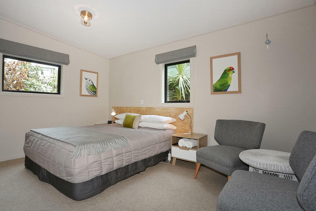 Bed and Breakfast Shakespeare House à Te Anau Extérieur photo